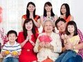 英最大家庭24年生16娃 被赞“孩子都很有教养” 英最大家庭24年生16娃 被赞“孩子都很有教养”